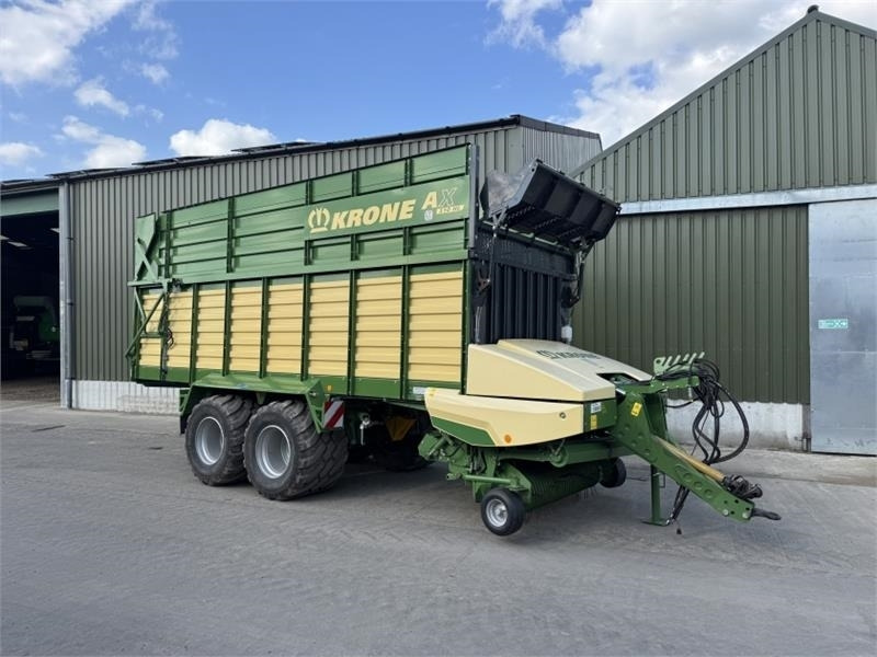 Krone Krone AX 310 HL Forage Wagon - Opraapwagen: afbeelding 1 Krone Krone AX 310 HL Forage Wagon - Opraapwagen: afbeelding 1