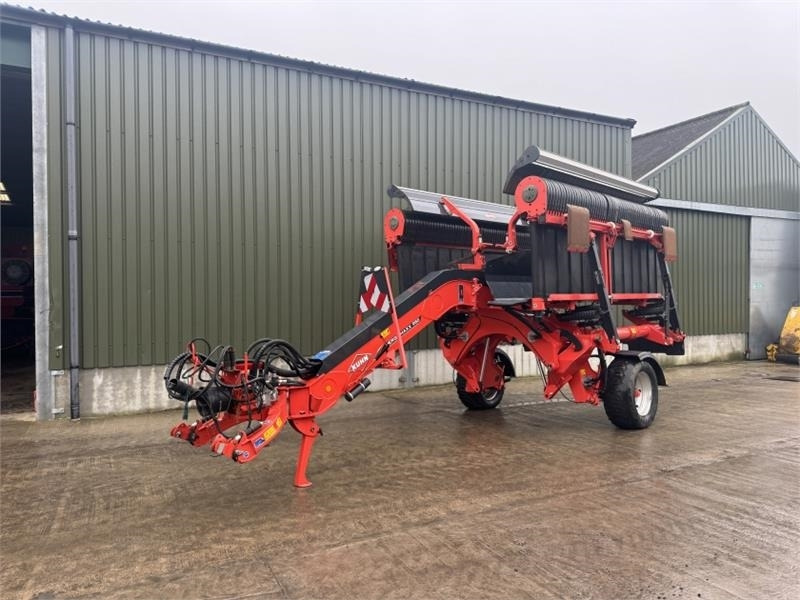 Kuhn Merge Maxx 950 Merger - Hooischudder: afbeelding 1 Kuhn Merge Maxx 950 Merger - Hooischudder: afbeelding 1