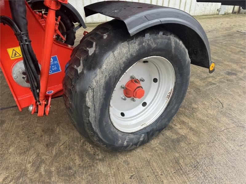 Kuhn Merge Maxx 950 Merger - Hooischudder: afbeelding 5 Kuhn Merge Maxx 950 Merger - Hooischudder: afbeelding 5