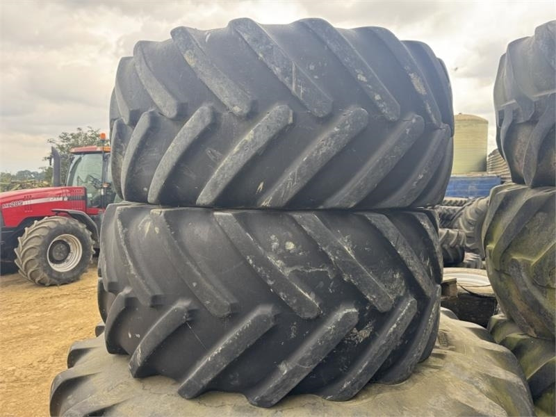 John Deere 8000 R Series 600 and 710 Wheels and Tyre's - Landbouwmachine: afbeelding 4 John Deere 8000 R Series 600 and 710 Wheels and Tyre's - Landbouwmachine: afbeelding 4