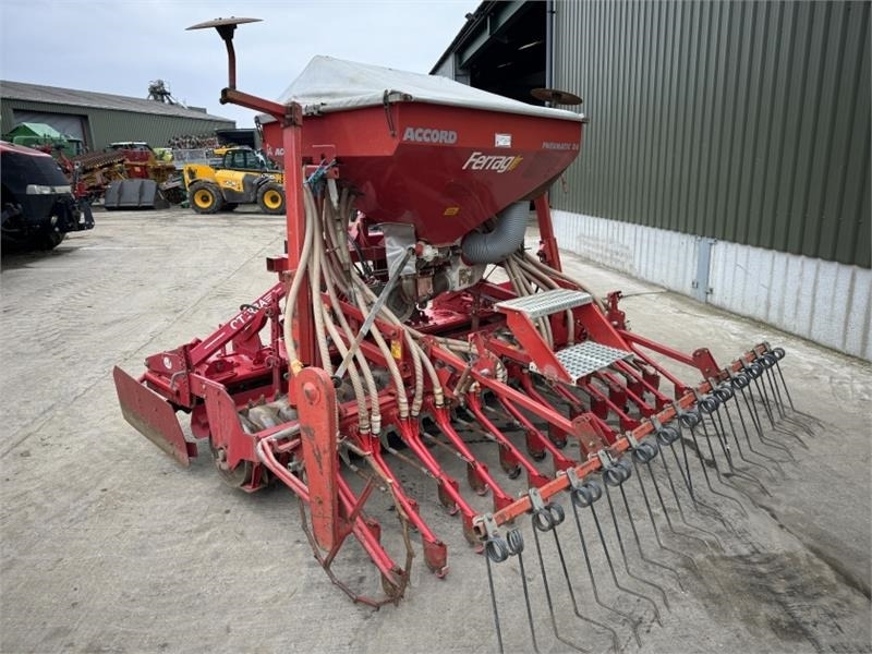 Lely Tulip Lely Tulip 3m Accord Combination Drill - Zaaicombinatie: afbeelding 3 Lely Tulip Lely Tulip 3m Accord Combination Drill - Zaaicombinatie: afbeelding 3