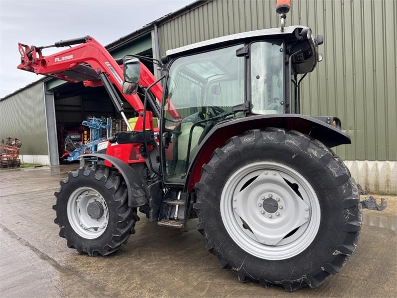 Massey Ferguson 4710 c/w FL.3522 Loader **Low Hours** - Tractor: afbeelding 2 Massey Ferguson 4710 c/w FL.3522 Loader **Low Hours** - Tractor: afbeelding 2