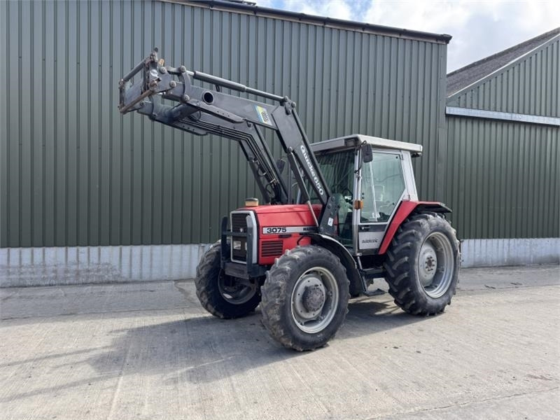 Massey Ferguson Massey Ferguson 3075 Dynashift *Low Hours* - Tractor: afbeelding 1 Massey Ferguson Massey Ferguson 3075 Dynashift *Low Hours* - Tractor: afbeelding 1