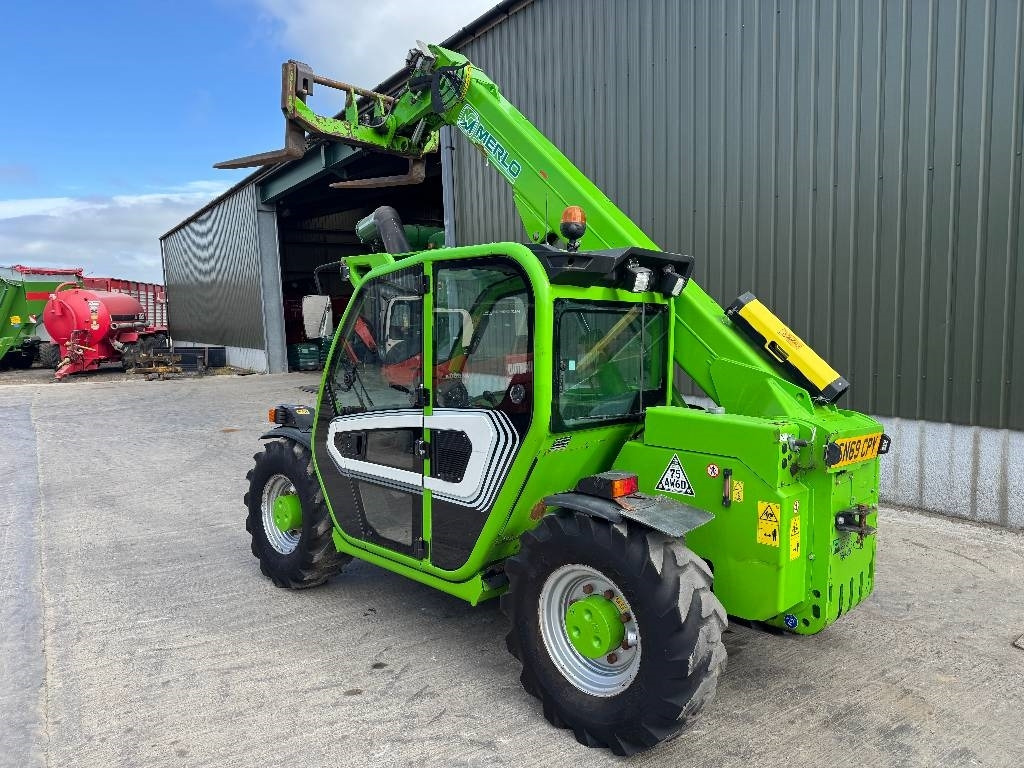 Merlo P 27.6 Plus - Verreiker: afbeelding 4 Merlo P 27.6 Plus - Verreiker: afbeelding 4