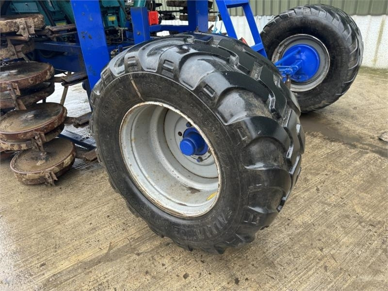 Zaaicombinatie Moore Tandem Uni-Drill 6m Moore Tandem Uni-Drill D: afbeelding 8 Zaaicombinatie Moore Tandem Uni-Drill 6m Moore Tandem Uni-Drill D: afbeelding 8