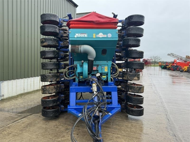 Moore Tandem Uni-Drill 6m Moore Tandem Uni-Drill D - Zaaicombinatie: afbeelding 5 Moore Tandem Uni-Drill 6m Moore Tandem Uni-Drill D - Zaaicombinatie: afbeelding 5