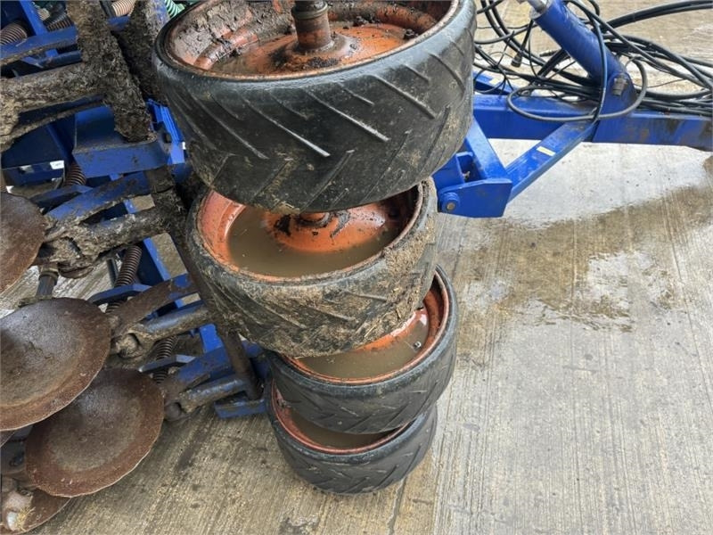 Zaaicombinatie Moore Tandem Uni-Drill 6m Moore Tandem Uni-Drill D: afbeelding 14 Zaaicombinatie Moore Tandem Uni-Drill 6m Moore Tandem Uni-Drill D: afbeelding 14