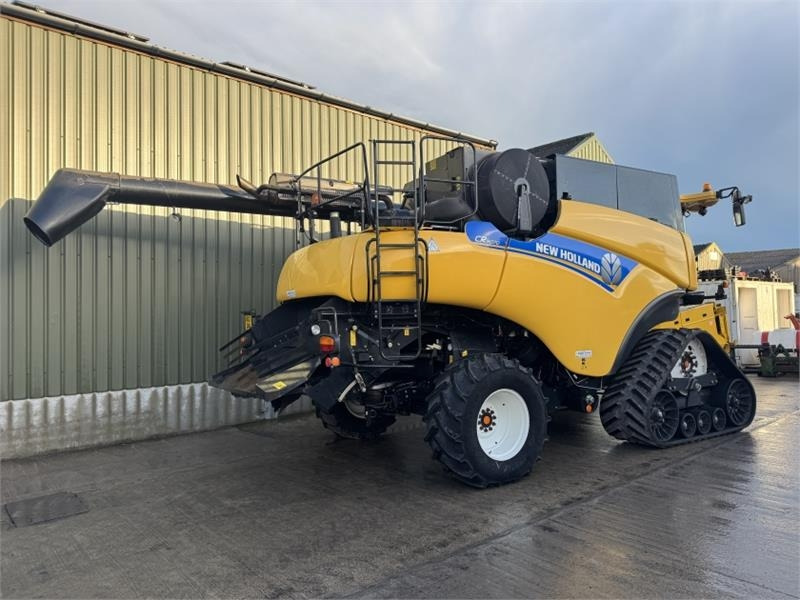 New Holland CR9070 c/w 30ft Varifeed Header - Oogstmachine toebehoor: afbeelding 4 New Holland CR9070 c/w 30ft Varifeed Header - Oogstmachine toebehoor: afbeelding 4