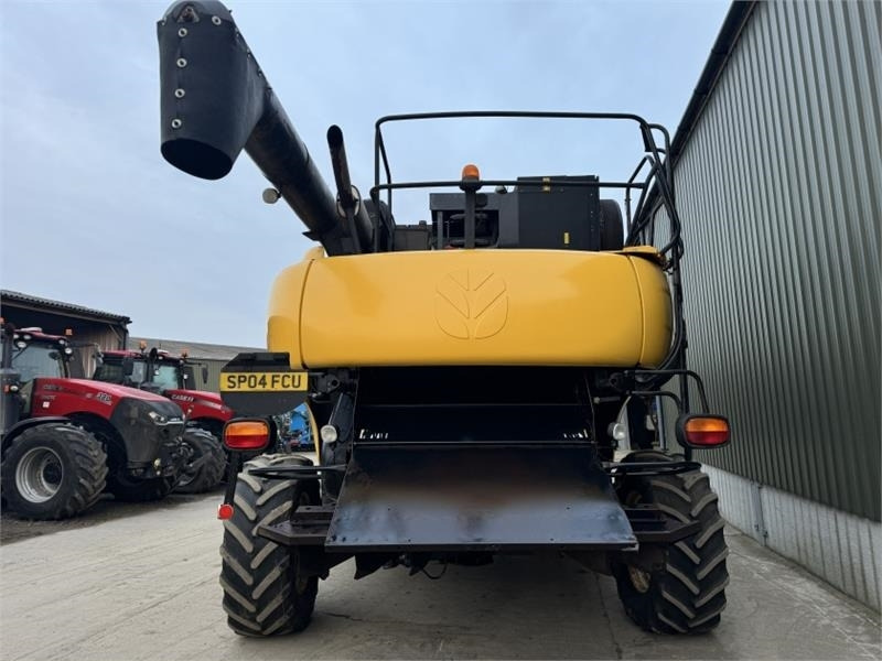 New Holland CR960 c/w 24ft Header - Oogstmachine toebehoor: afbeelding 5 New Holland CR960 c/w 24ft Header - Oogstmachine toebehoor: afbeelding 5
