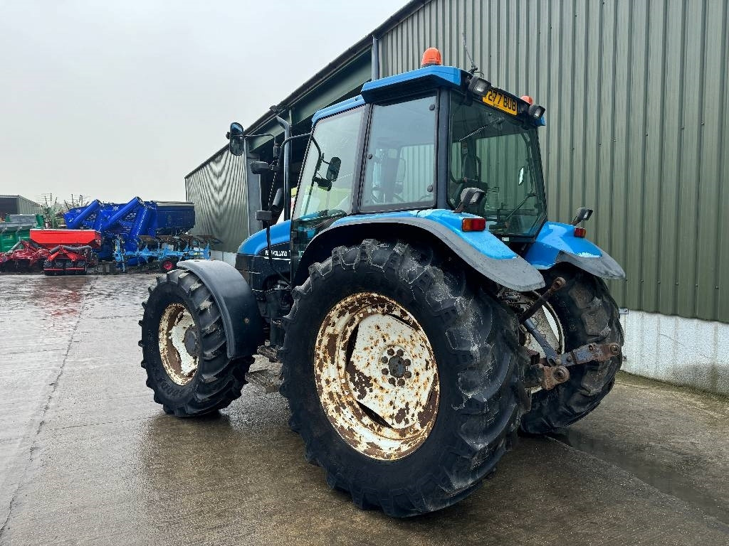 New Holland TS 100 - Tractor: afbeelding 2 New Holland TS 100 - Tractor: afbeelding 2