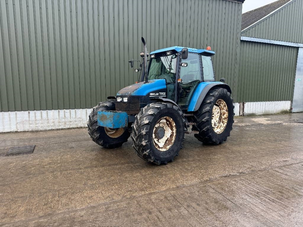 New Holland TS 100 - Tractor: afbeelding 1 New Holland TS 100 - Tractor: afbeelding 1