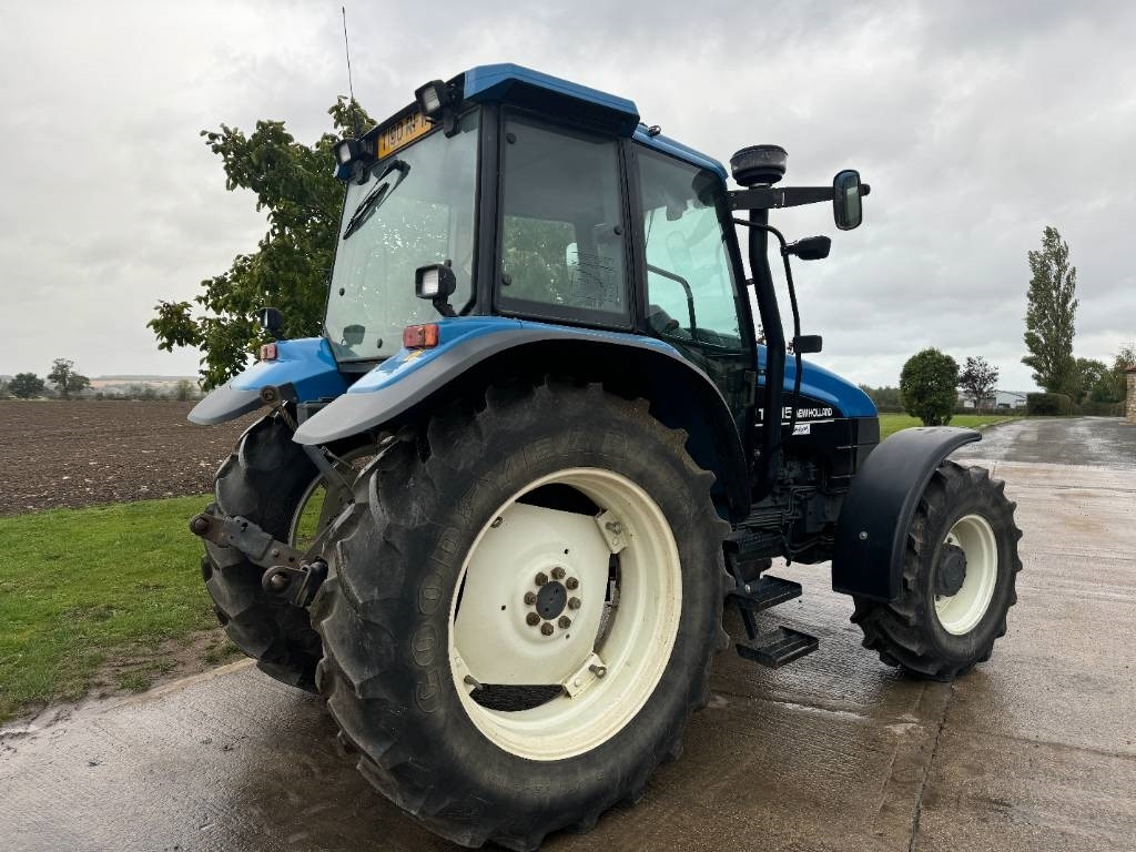 New Holland TS 115 SLE - Tractor: afbeelding 5 New Holland TS 115 SLE - Tractor: afbeelding 5