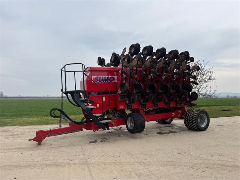 Sumo Sumo 8m DTS Direct Drill - Zaaicombinatie: afbeelding 1 Sumo Sumo 8m DTS Direct Drill - Zaaicombinatie: afbeelding 1