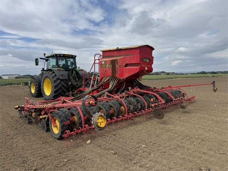 Vaderstad Rapid A800s **Video Below** - Zaaicombinatie: afbeelding 4 Vaderstad Rapid A800s **Video Below** - Zaaicombinatie: afbeelding 4