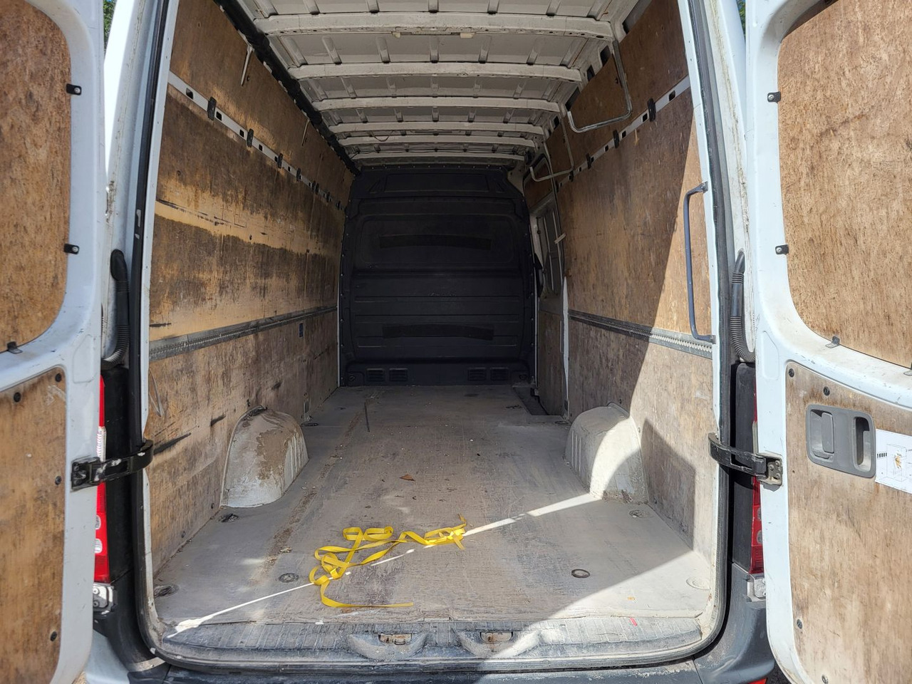 Bestelwagen MERCEDES-BENZ Sprinter 316 CDI: afbeelding 9