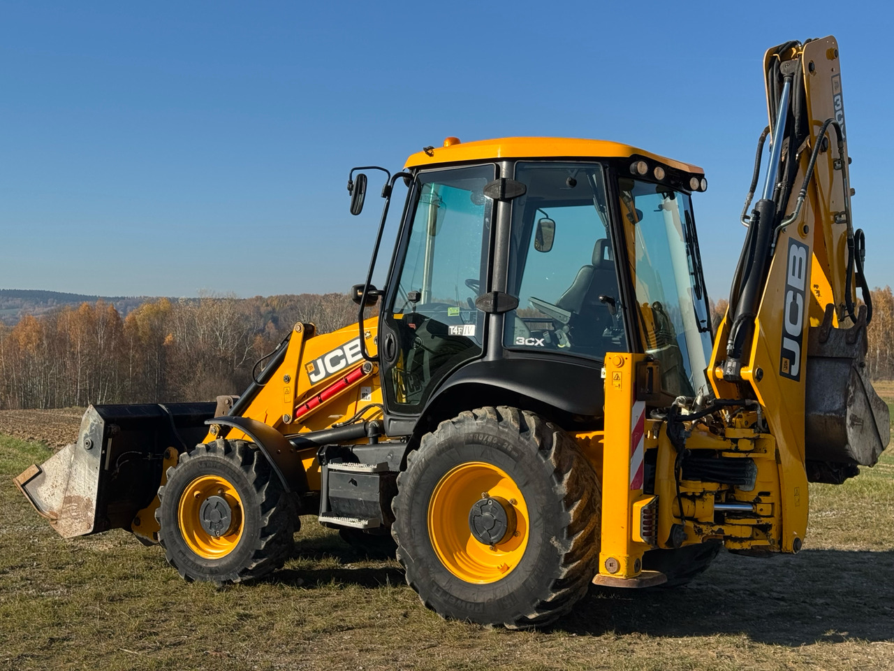 JCB 3CX / KOPARKO-ŁADOWARKA / 2019 ROK / 4200 MTH / KLIMATYZACJA / SPROWADZONA - Graaflaadmachine: afbeelding 4 JCB 3CX / KOPARKO-ŁADOWARKA / 2019 ROK / 4200 MTH / KLIMATYZACJA / SPROWADZONA - Graaflaadmachine: afbeelding 4