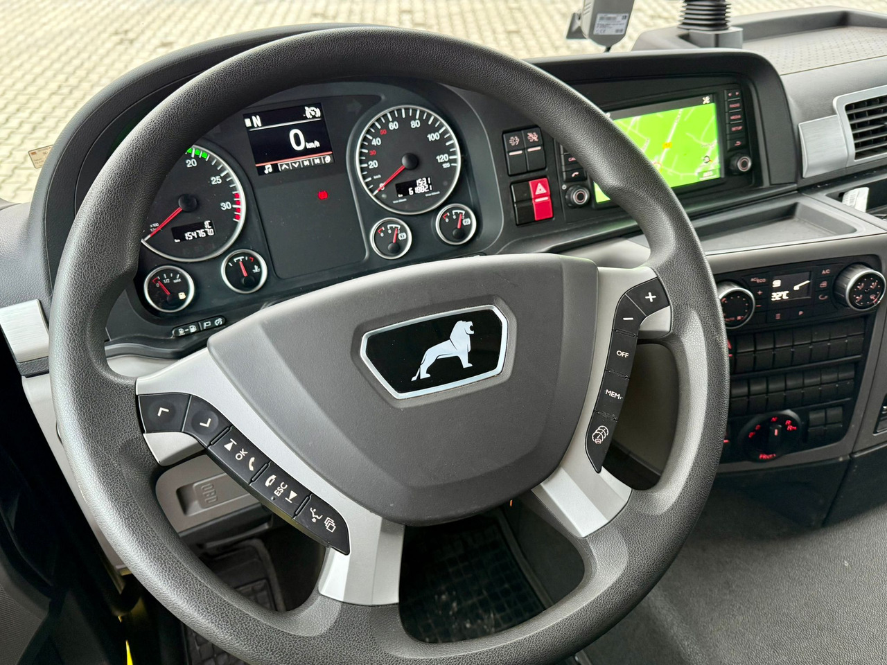 Isotherm vrachtwagen MAN TGM 15.250 / IZOTERMA / WINDA / 18 EUROPALET / ŁADOWNOŚĆ 7 615 KG / 150 TYŚ KM / AUTOMAT / JAK NOWY / 2020 ROK / KONTENER: afbeelding 19