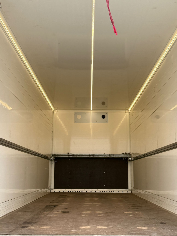 Isotherm vrachtwagen MAN TGM 15.250 / IZOTERMA / WINDA / 18 EUROPALET / ŁADOWNOŚĆ 7 615 KG / 150 TYŚ KM / AUTOMAT / JAK NOWY / 2020 ROK / KONTENER: afbeelding 7