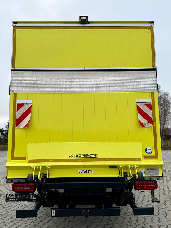 MAN TGM 15.250 / IZOTERMA / WINDA / 18 EUROPALET / ŁADOWNOŚĆ 7 615 KG / 150 TYŚ KM / AUTOMAT / JAK NOWY / 2020 ROK / KONTENER - Isotherm vrachtwagen: afbeelding 5 MAN TGM 15.250 / IZOTERMA / WINDA / 18 EUROPALET / ŁADOWNOŚĆ 7 615 KG / 150 TYŚ KM / AUTOMAT / JAK NOWY / 2020 ROK / KONTENER - Isotherm vrachtwagen: afbeelding 5