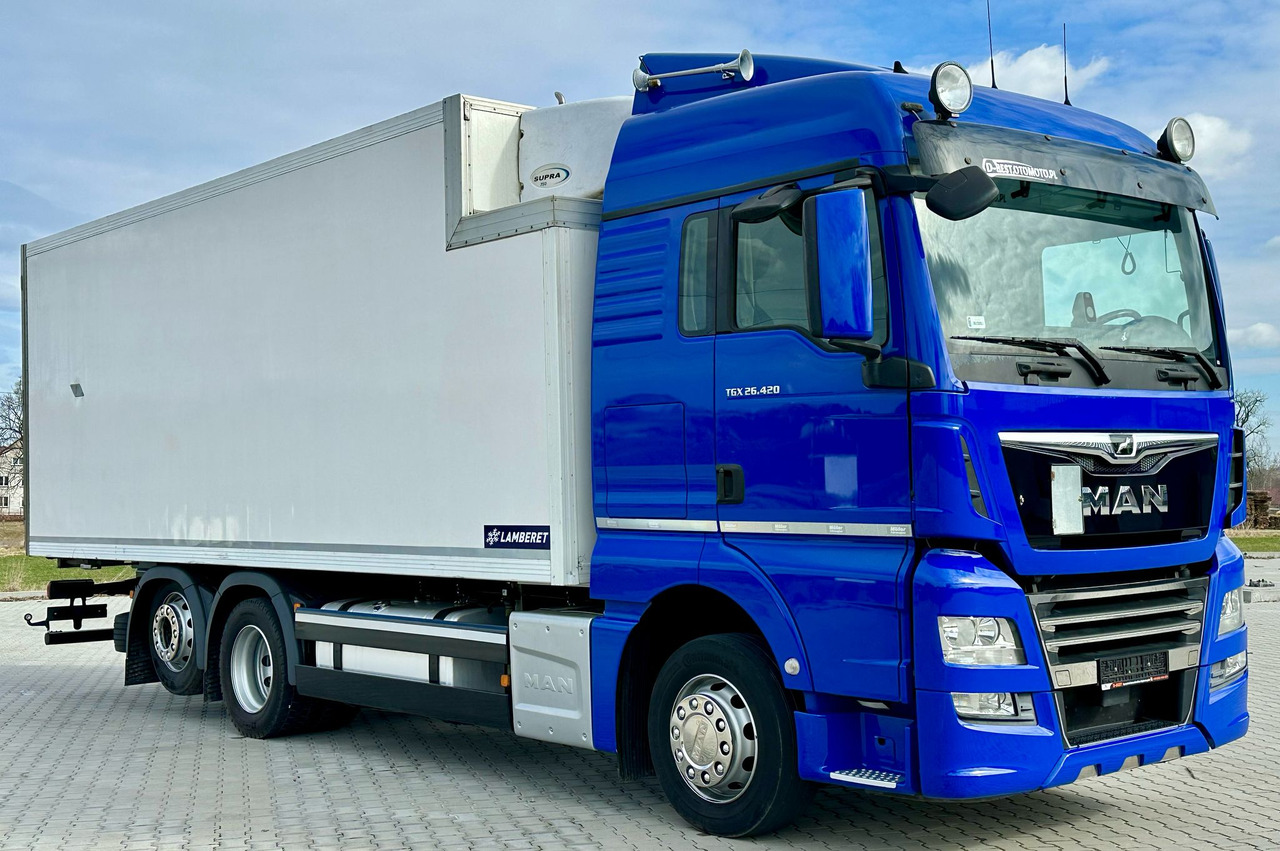 MAN TGX 26.420 / CHŁODNIA / LAMBERET / 18 EUROPALET / 6x2 / 2017 ROK / SYPIALKA - Koelwagen vrachtwagen: afbeelding 1 MAN TGX 26.420 / CHŁODNIA / LAMBERET / 18 EUROPALET / 6x2 / 2017 ROK / SYPIALKA - Koelwagen vrachtwagen: afbeelding 1
