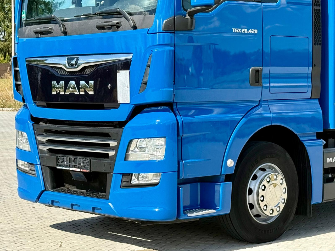 Bakwagen MAN TGX 26.420 / KONTENER / WINDA / 8.5 M DŁUGOŚCI / 21 EUROPALET / 6x2 / 3 OŚ PODNOSZONA I SKRĘTNA / ŁADOWNOŚĆ 14 415 KG / 2018 ROK / Z NIEMIEC: afbeelding 10