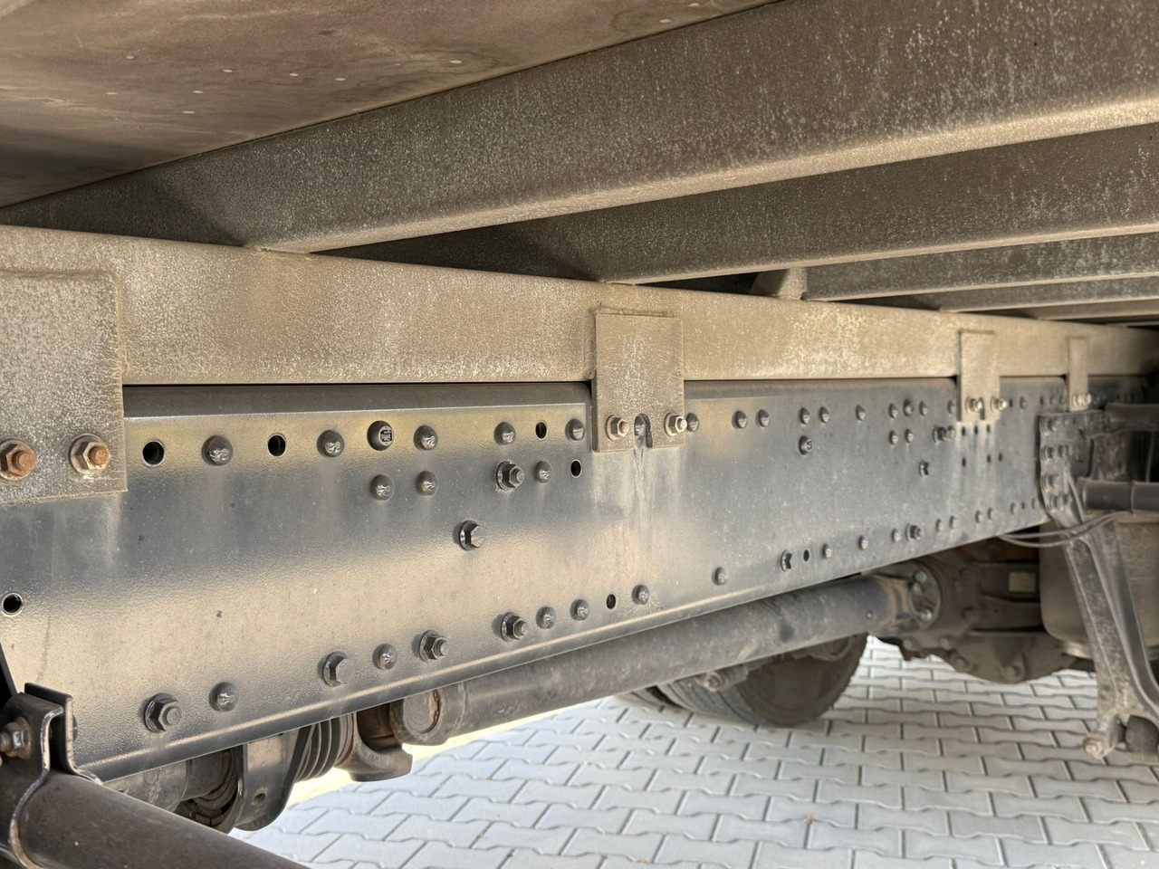 Bakwagen MAN TGX 26.420 / KONTENER / WINDA / 8.5 M DŁUGOŚCI / 21 EUROPALET / 6x2 / 3 OŚ PODNOSZONA I SKRĘTNA / ŁADOWNOŚĆ 14 415 KG / 2018 ROK / Z NIEMIEC: afbeelding 18