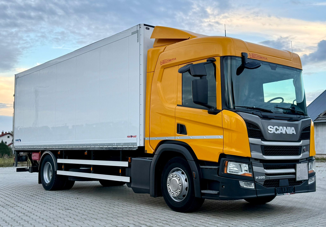 SCANIA P220 / IZOTERMA / WINDA / SCHMITZ / 18 PALET / SILNIK 6 / SYPIALKA / 2019 ROK / NISKI PRZEBIEG - Isotherm vrachtwagen: afbeelding 1 SCANIA P220 / IZOTERMA / WINDA / SCHMITZ / 18 PALET / SILNIK 6 / SYPIALKA / 2019 ROK / NISKI PRZEBIEG - Isotherm vrachtwagen: afbeelding 1