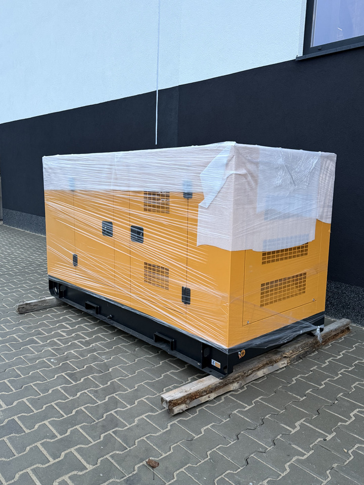 IVECO 80 kVA / 65 kW - Industrie generator: afbeelding 2 IVECO 80 kVA / 65 kW - Industrie generator: afbeelding 2