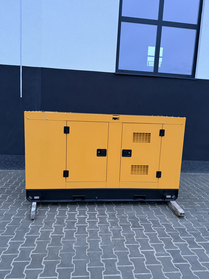Iveco 100 kVA / 80 kW - Industrie generator: afbeelding 2 Iveco 100 kVA / 80 kW - Industrie generator: afbeelding 2