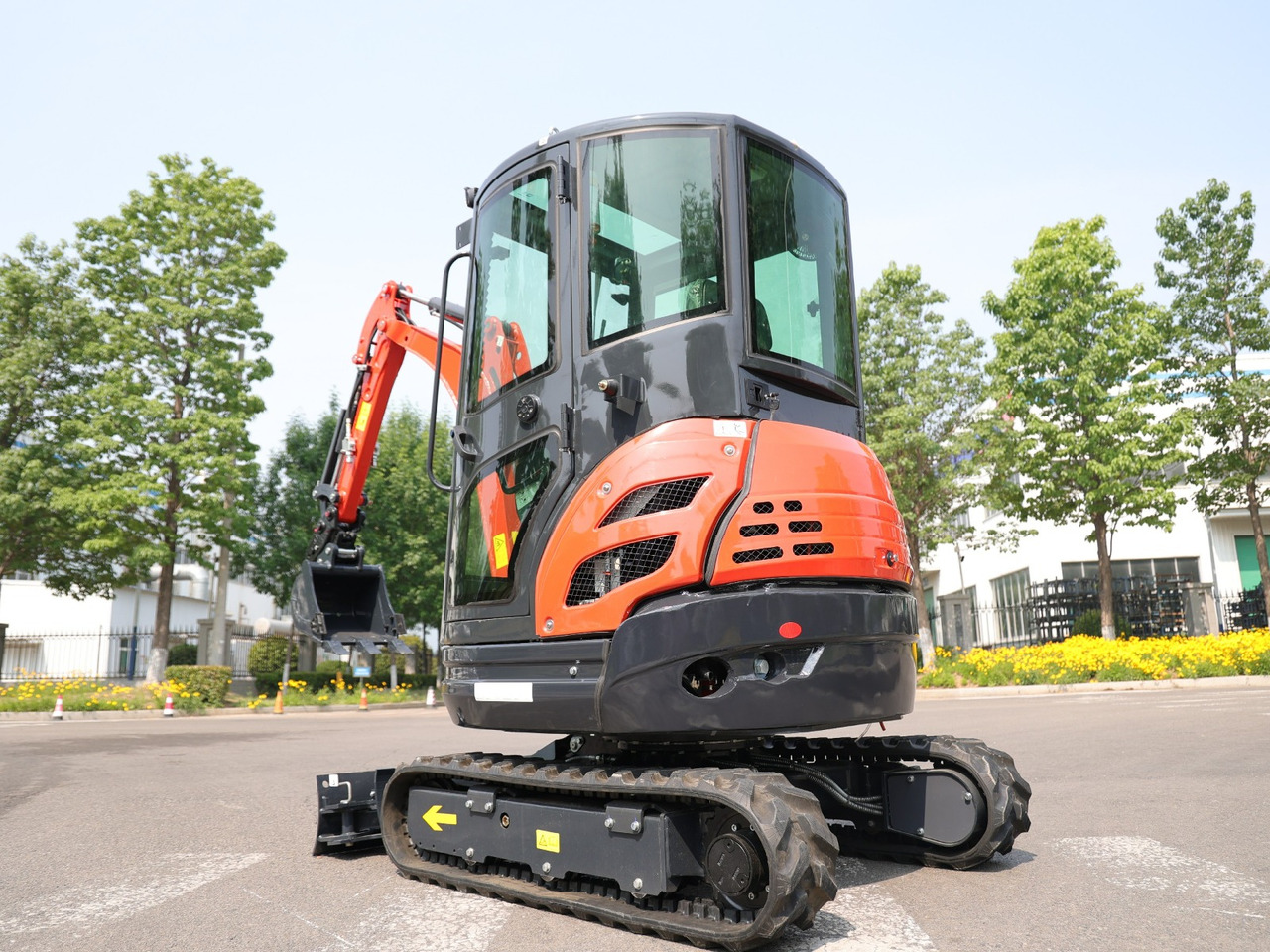KUBOTA Diesel Mini excavator 2.5 Ton - Müller Machinery MB 25 Plus - VKSH - Minigraafmachine: afbeelding 4 KUBOTA Diesel Mini excavator 2.5 Ton - Müller Machinery MB 25 Plus - VKSH - Minigraafmachine: afbeelding 4