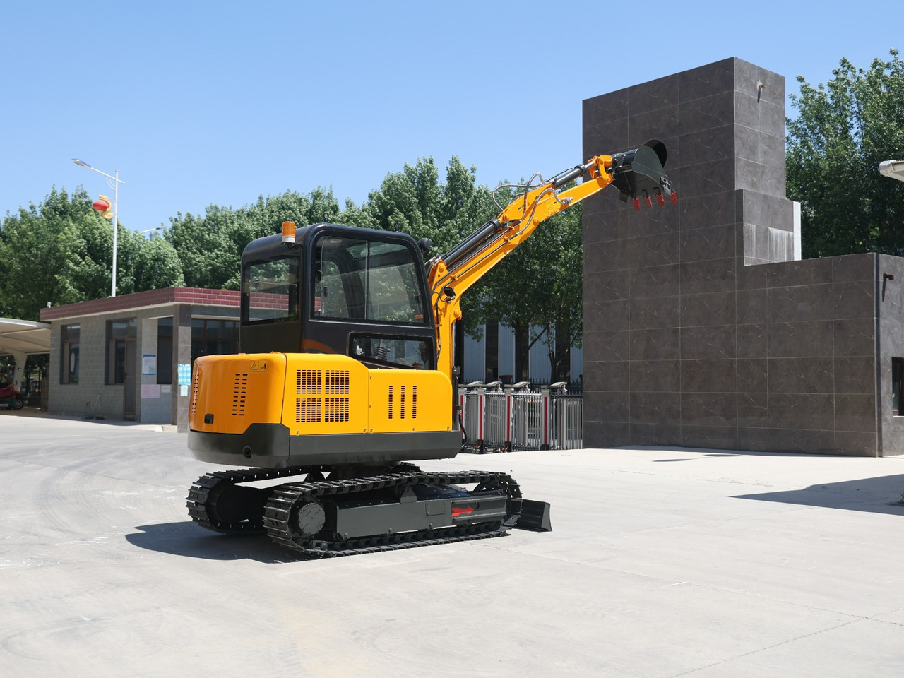 KUBOTA Diesel Mini excavator 4 ton - Müller Machinery MB 40 - VKSH - Minigraafmachine: afbeelding 4 KUBOTA Diesel Mini excavator 4 ton - Müller Machinery MB 40 - VKSH - Minigraafmachine: afbeelding 4