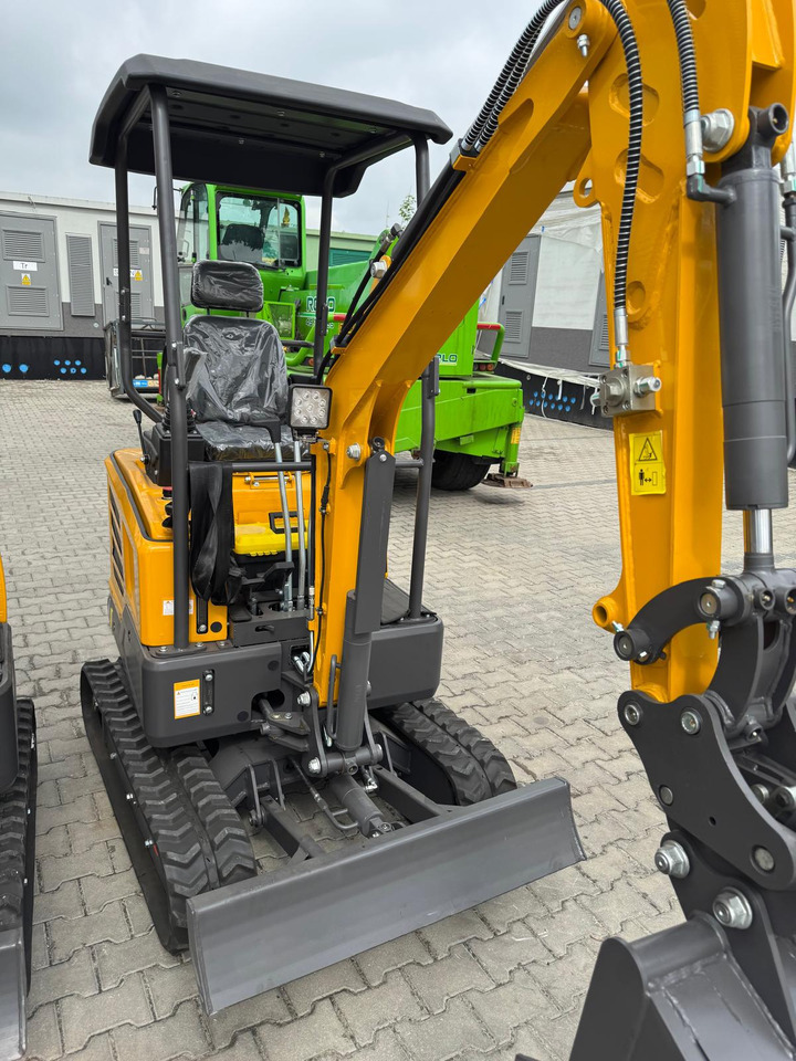 Kubota Diesel Mini excavator 1.8 Ton - Mini excavator MB 18 - SH - Minigraafmachine: afbeelding 1 Kubota Diesel Mini excavator 1.8 Ton - Mini excavator MB 18 - SH - Minigraafmachine: afbeelding 1