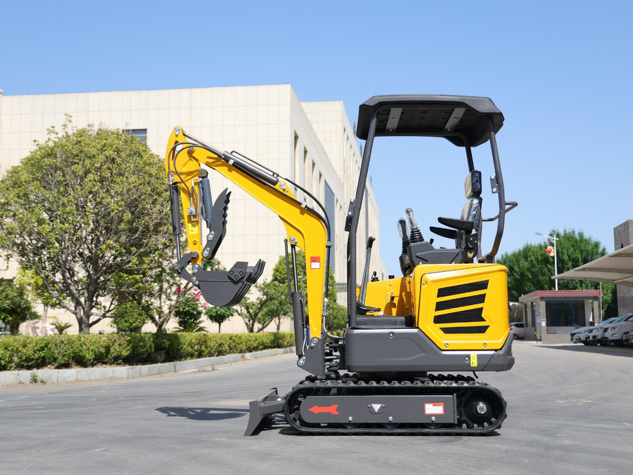 Kubota Diesel Mini excavator 1.8 Ton - Mini excavator MB 18 - SH - Minigraafmachine: afbeelding 5 Kubota Diesel Mini excavator 1.8 Ton - Mini excavator MB 18 - SH - Minigraafmachine: afbeelding 5