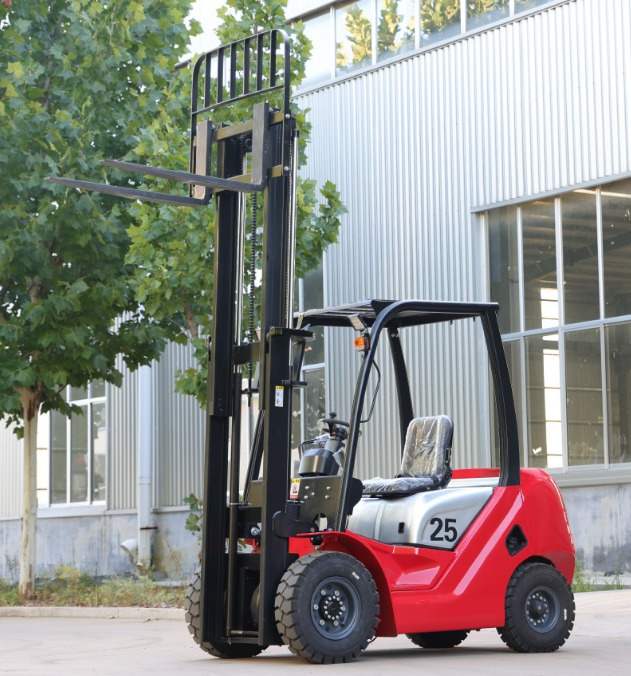 Müller Machinery MFD 25 - Diesel heftruck: afbeelding 2 Müller Machinery MFD 25 - Diesel heftruck: afbeelding 2