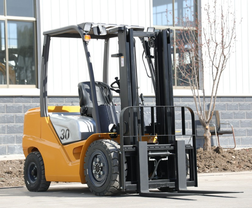 Müller Machinery MFD 30 - Diesel heftruck: afbeelding 2 Müller Machinery MFD 30 - Diesel heftruck: afbeelding 2