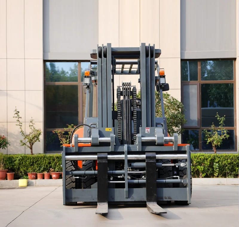 Müller Machinery MFD 70 - Diesel heftruck: afbeelding 1 Müller Machinery MFD 70 - Diesel heftruck: afbeelding 1