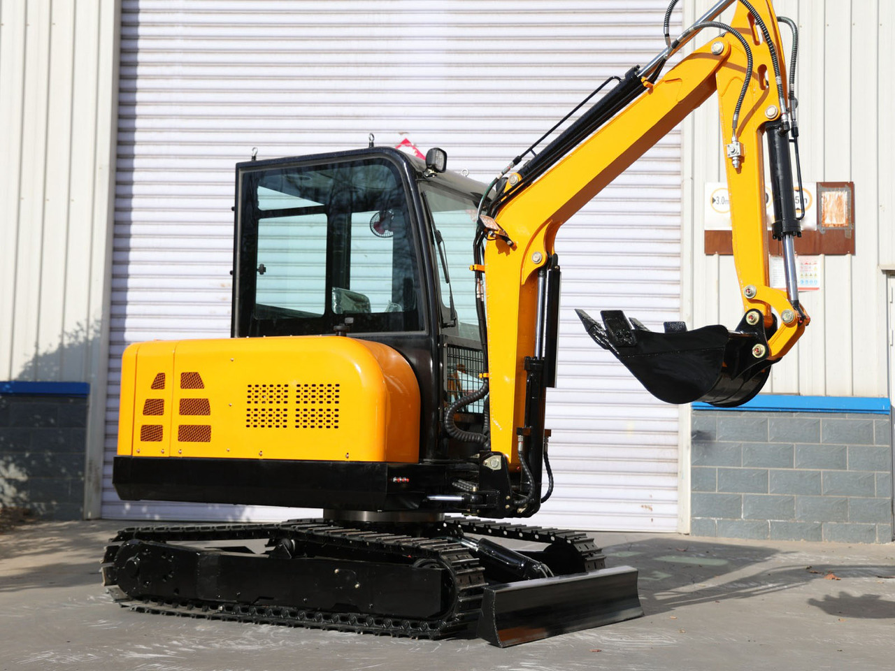 Müller Machinery - Xinchai 4D32 Motor Diesel Mini excavator 3.5 Ton - Müller Machinery MB 35 - VKSH - Minigraafmachine: afbeelding 3 Müller Machinery - Xinchai 4D32 Motor Diesel Mini excavator 3.5 Ton - Müller Machinery MB 35 - VKSH - Minigraafmachine: afbeelding 3