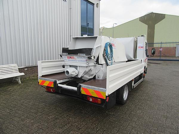 2007 Truck Concrete pump PUTZMEISTER P715 SD - Betonpomp: afbeelding 3 2007 Truck Concrete pump PUTZMEISTER P715 SD - Betonpomp: afbeelding 3