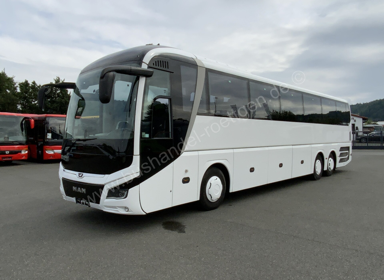 MAN R 08 Lions Coach L - Touringcar: afbeelding 2 MAN R 08 Lions Coach L - Touringcar: afbeelding 2