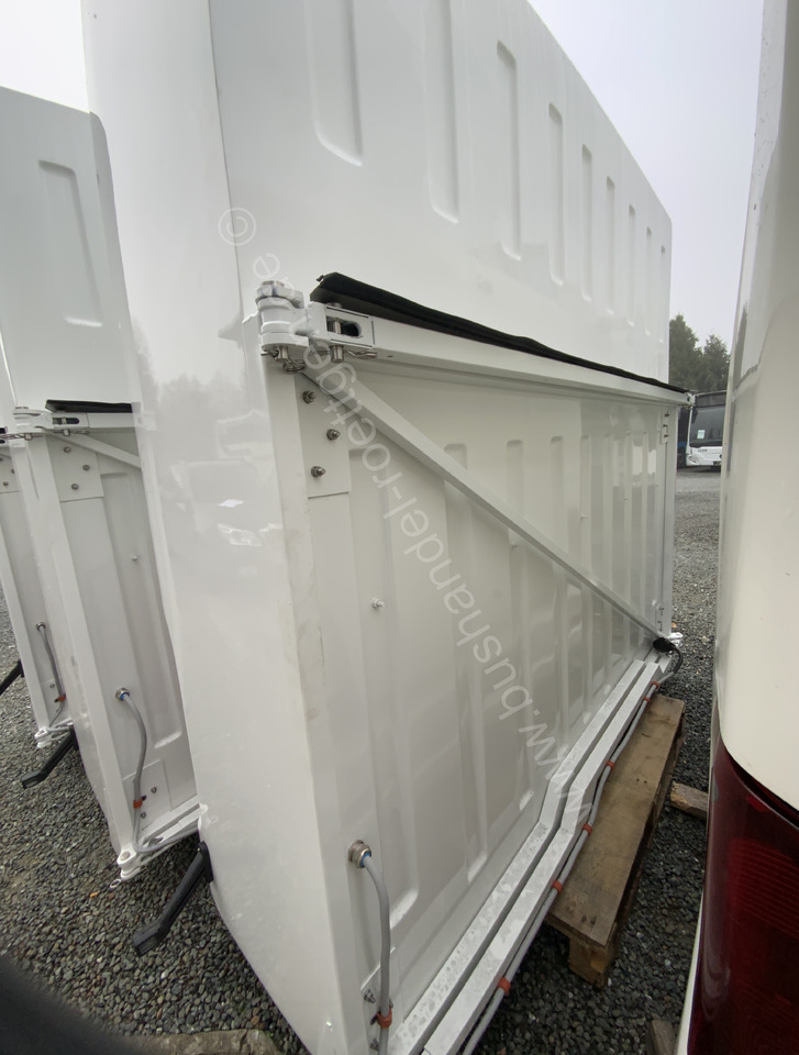 Vanhool Skikoffer Astomega - Onderdelen voor Bus: afbeelding 4 Vanhool Skikoffer Astomega - Onderdelen voor Bus: afbeelding 4