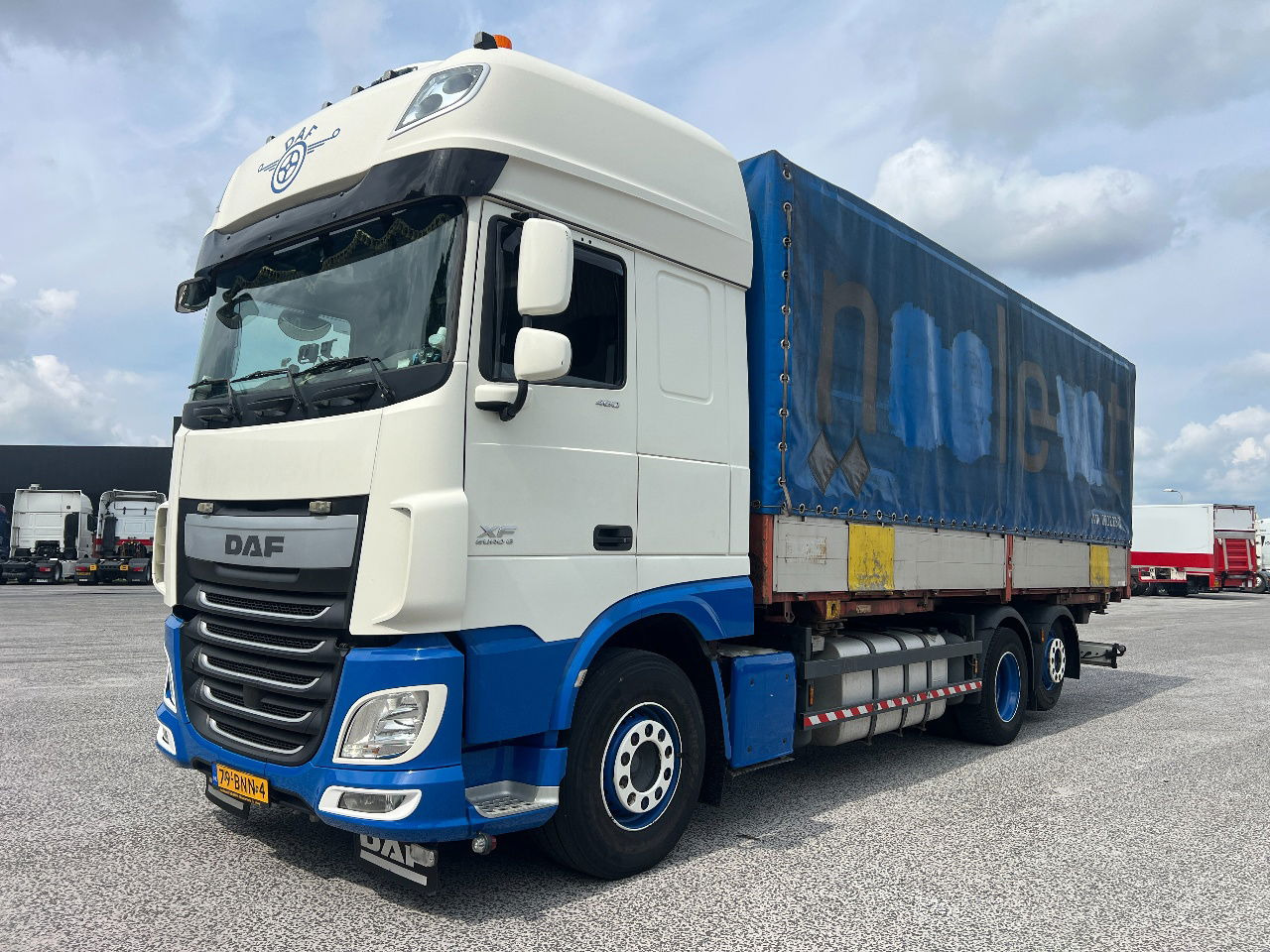 DAF XF 460 SSC 6x2 FAR, BDF, Retarder - Schuifzeilen vrachtwagen: afbeelding 1 DAF XF 460 SSC 6x2 FAR, BDF, Retarder - Schuifzeilen vrachtwagen: afbeelding 1