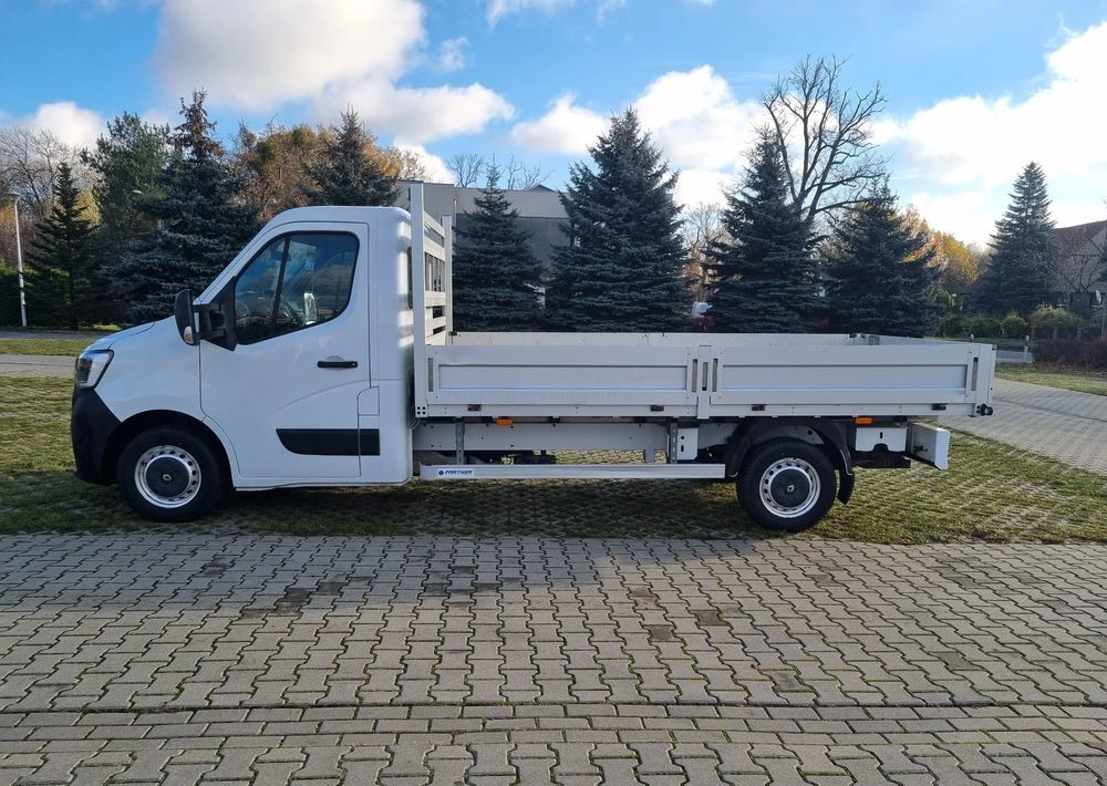 Renault Master - Bestelwagen open laadbak: afbeelding 2 Renault Master - Bestelwagen open laadbak: afbeelding 2