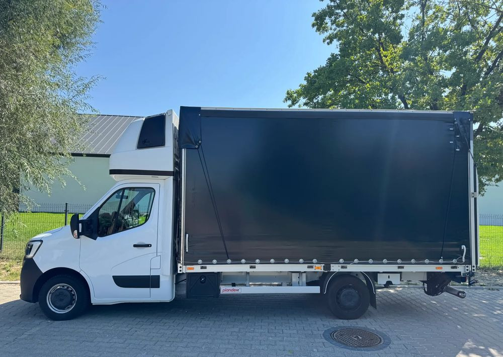 Renault Master - Schuifzeilen bestelwagen: afbeelding 2 Renault Master - Schuifzeilen bestelwagen: afbeelding 2