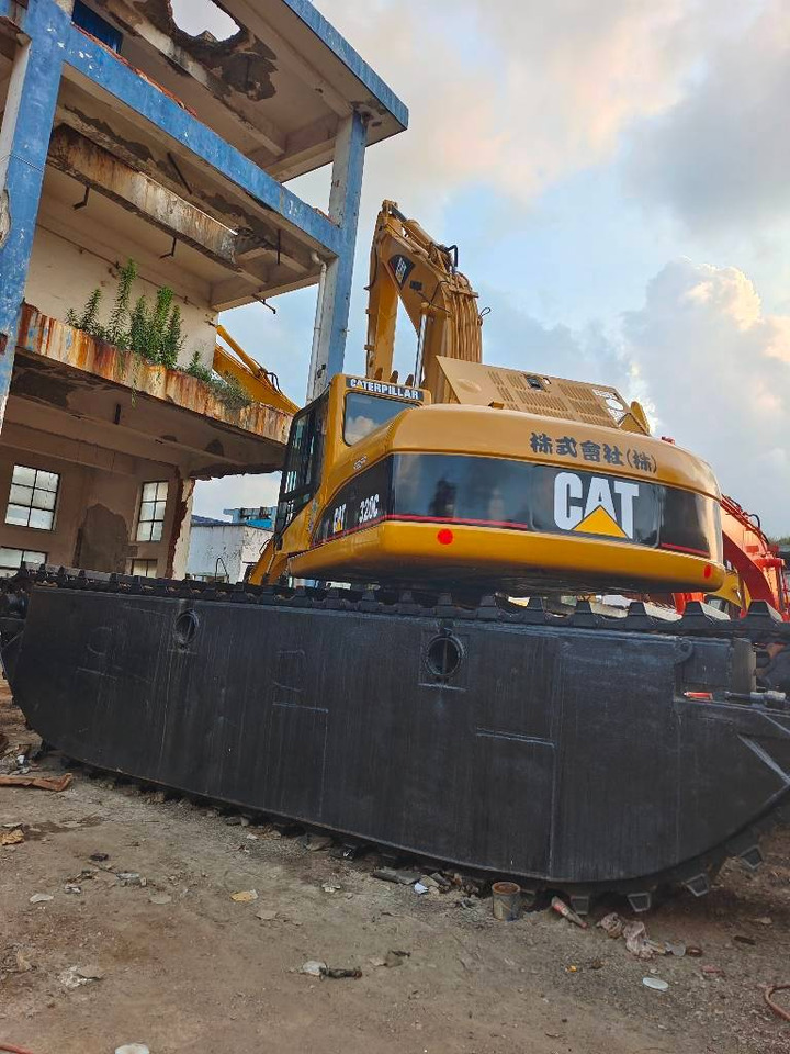 CAT 320 C - Amfibische graafmachine: afbeelding 3 CAT 320 C - Amfibische graafmachine: afbeelding 3
