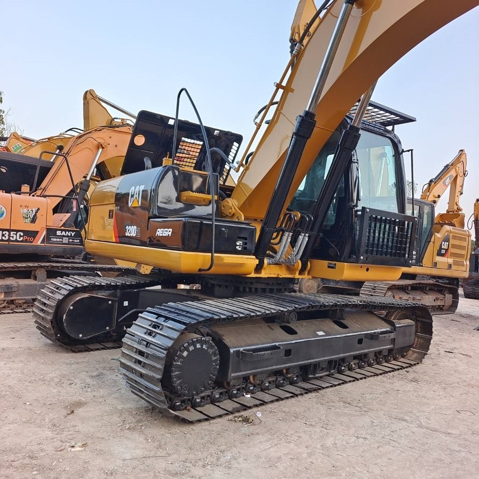 CAT 320 D2L - Rupsgraafmachine: afbeelding 4 CAT 320 D2L - Rupsgraafmachine: afbeelding 4