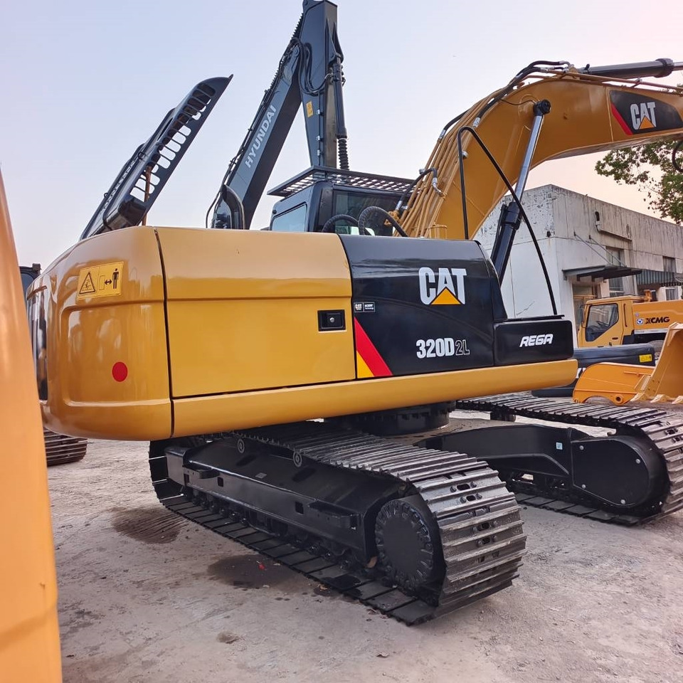 CAT 320D2L - Rupsgraafmachine: afbeelding 3 CAT 320D2L - Rupsgraafmachine: afbeelding 3
