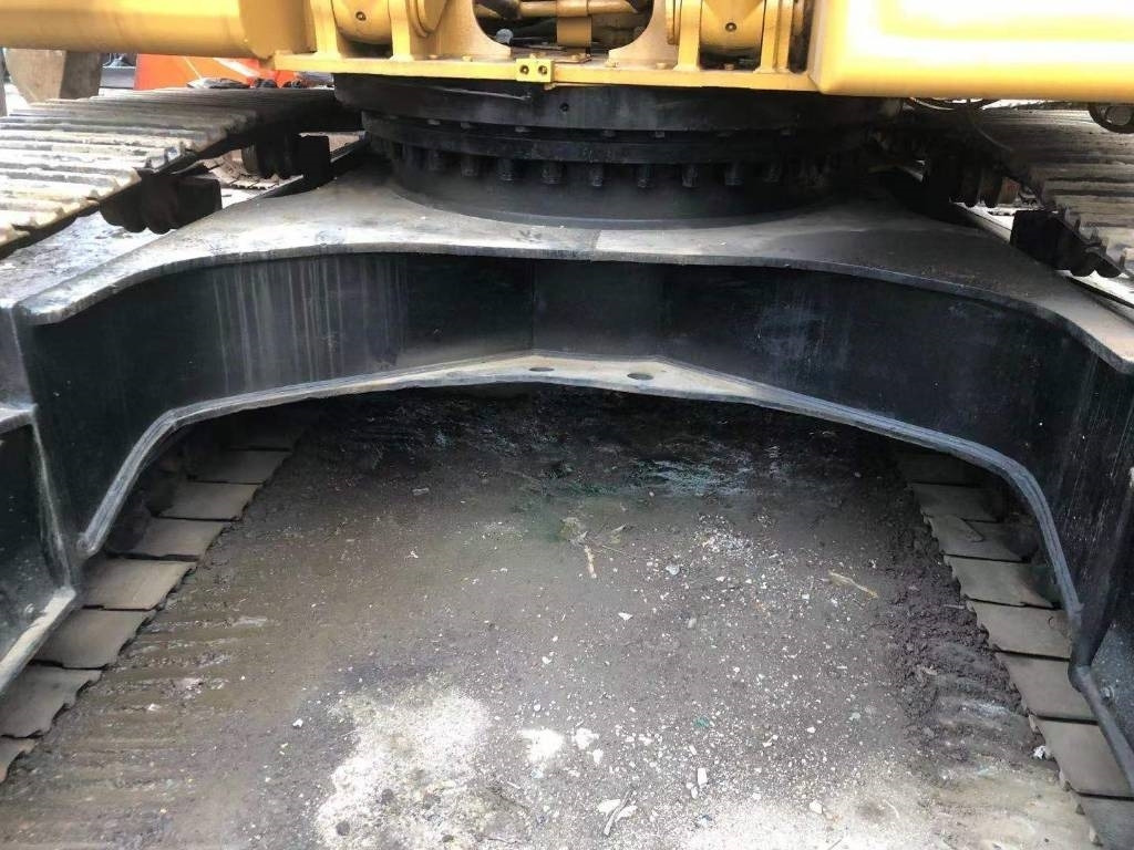 CAT 330 B L - Rupsgraafmachine: afbeelding 4 CAT 330 B L - Rupsgraafmachine: afbeelding 4