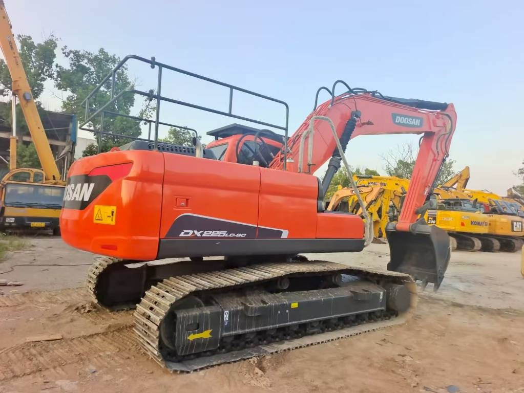 Doosan DX 225 LC-9C - Rupsgraafmachine: afbeelding 1 Doosan DX 225 LC-9C - Rupsgraafmachine: afbeelding 1