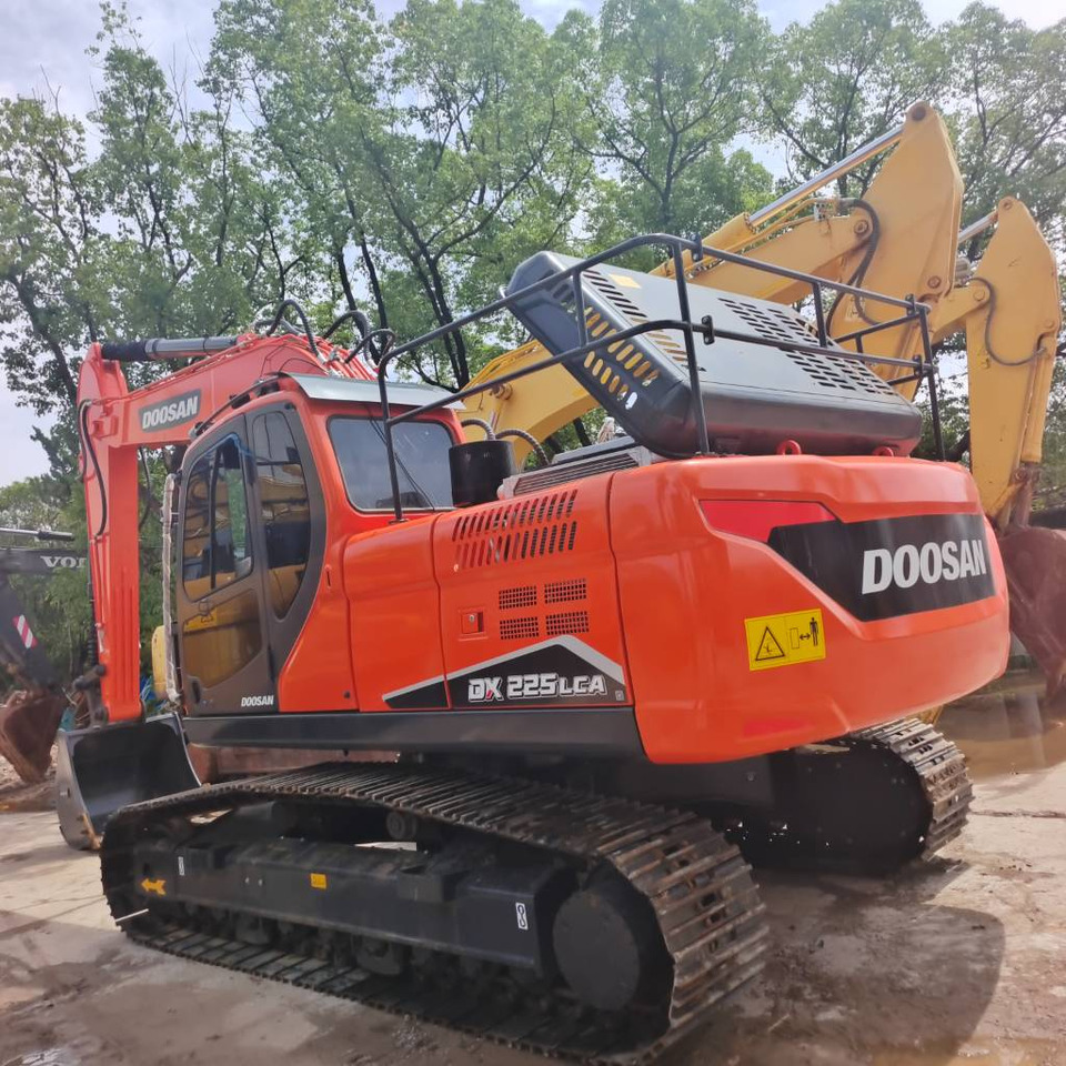Doosan DX 225 LC - Rupsgraafmachine: afbeelding 1 Doosan DX 225 LC - Rupsgraafmachine: afbeelding 1
