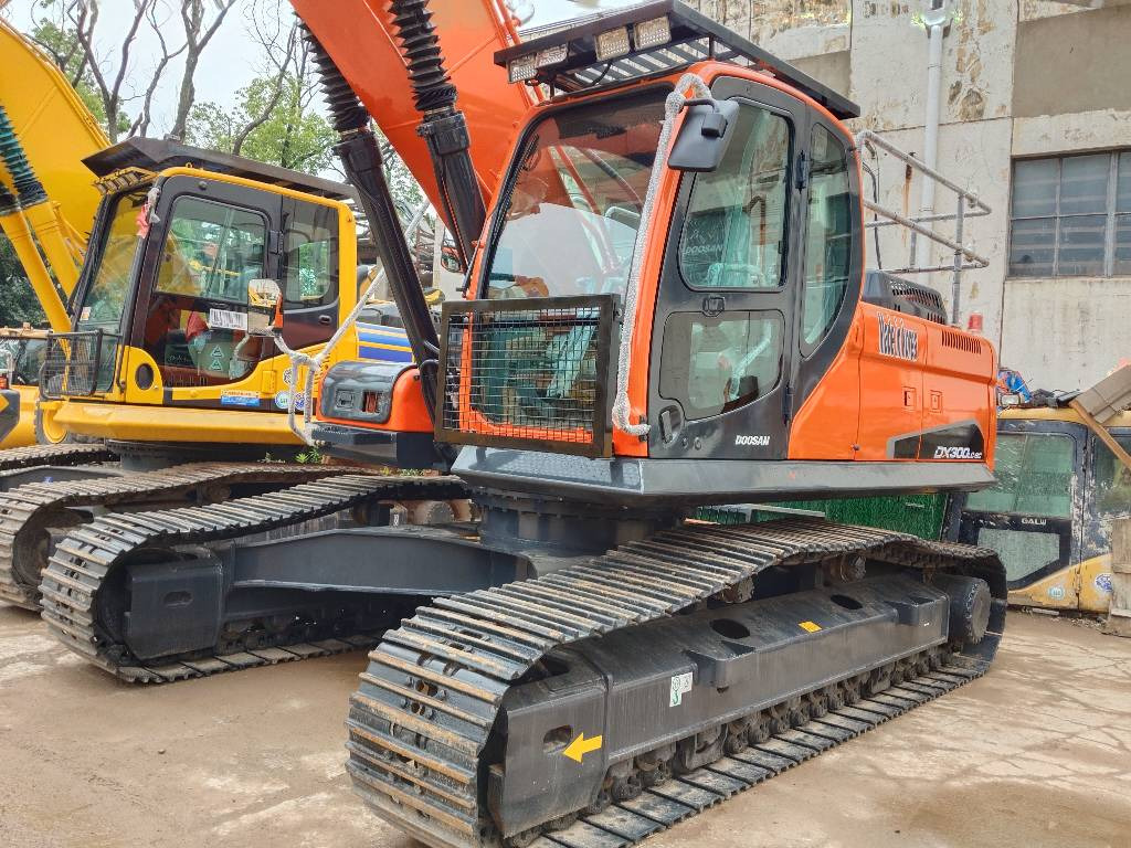 Doosan DX 300 LC - Rupsgraafmachine: afbeelding 3 Doosan DX 300 LC - Rupsgraafmachine: afbeelding 3